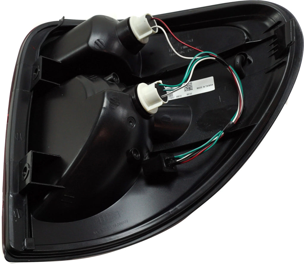 Tail Light Left Driver With bulb(s) O488
