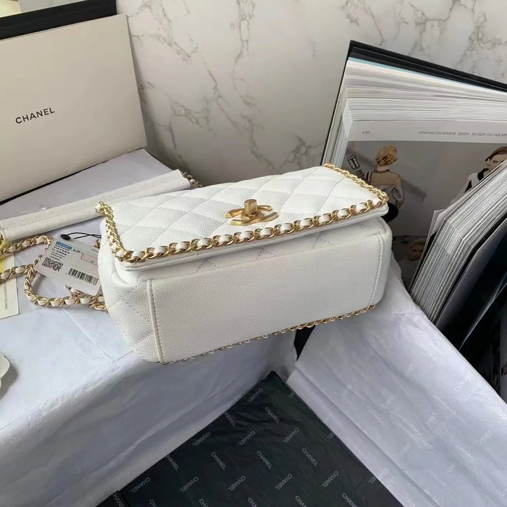 White Chain Flapbag F678