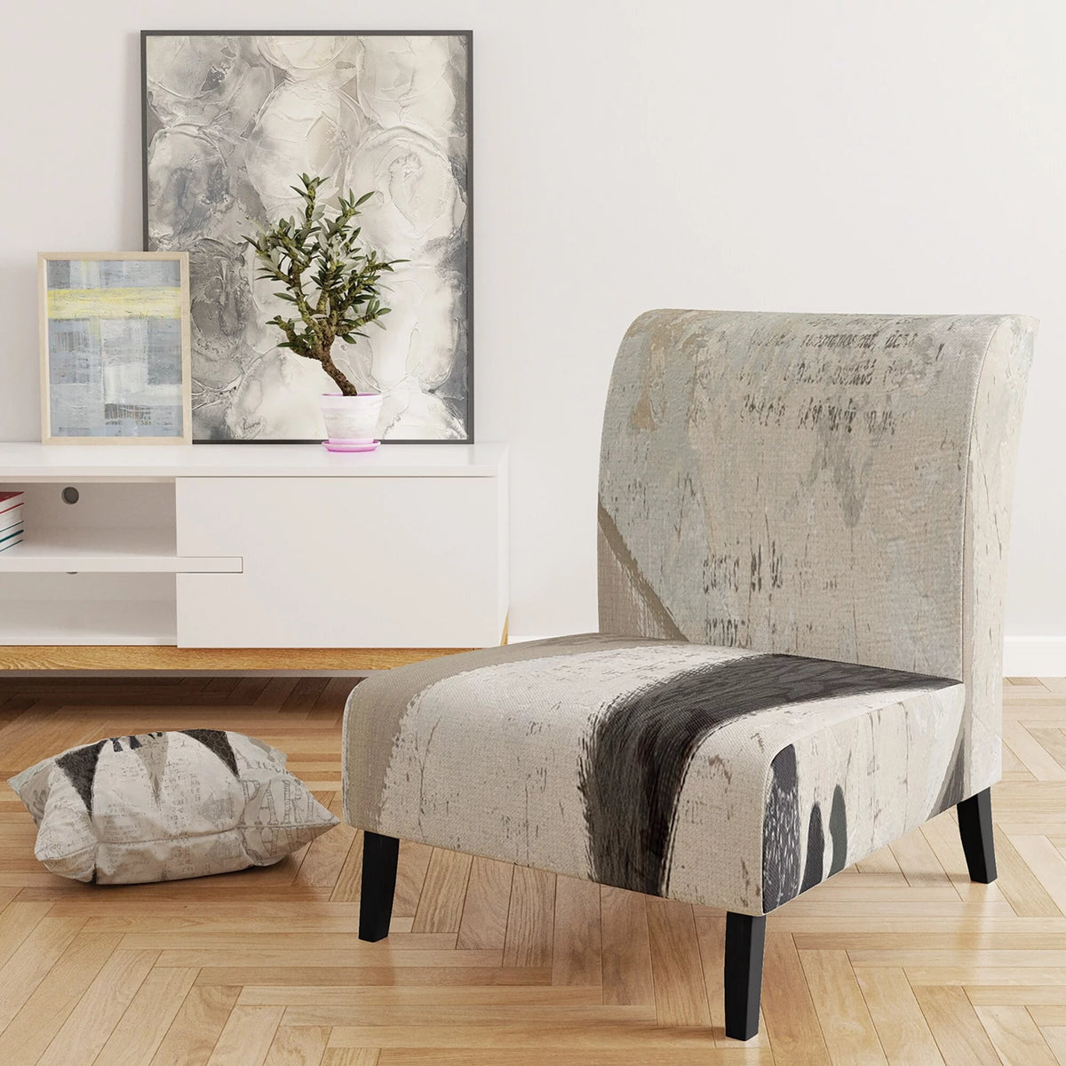 Upholstered Accent Chair Y69909