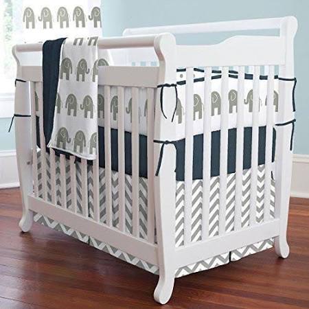 Pink and Gray Chevron Mini Crib Bumper Y8607