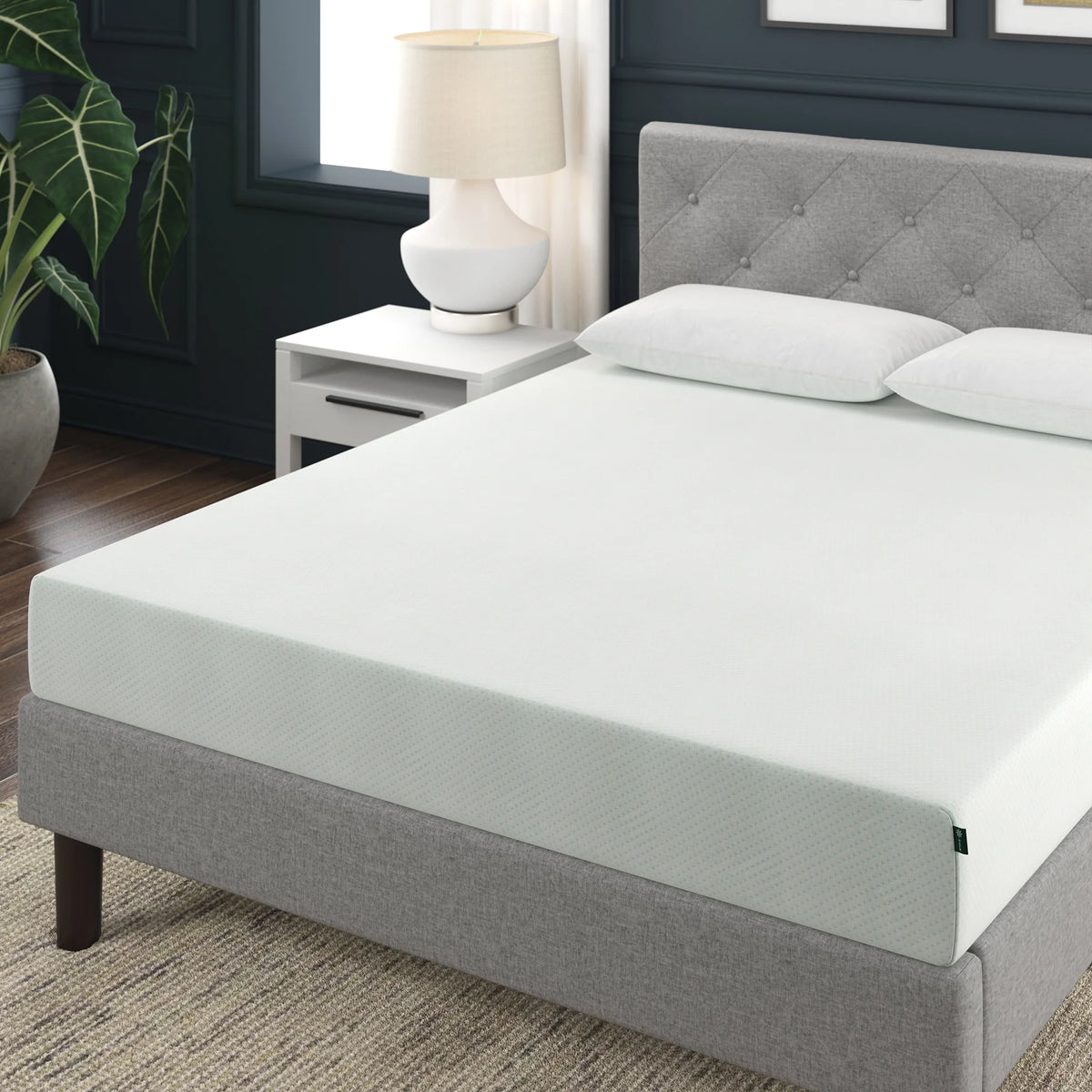 Queen Memory Foam Mattress I242
