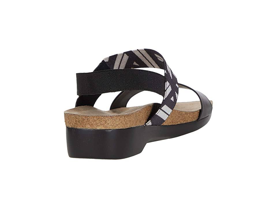 Black/White 7.5 WW Shoes V193