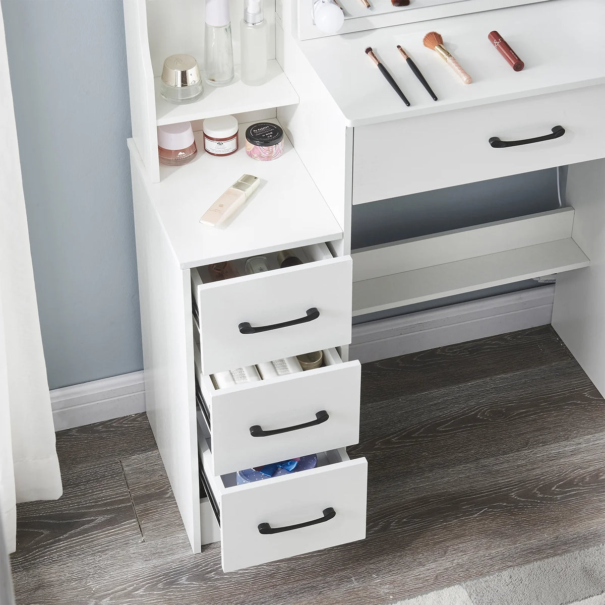 White Vanity Desk with Slidable Mirror and Drawers L173