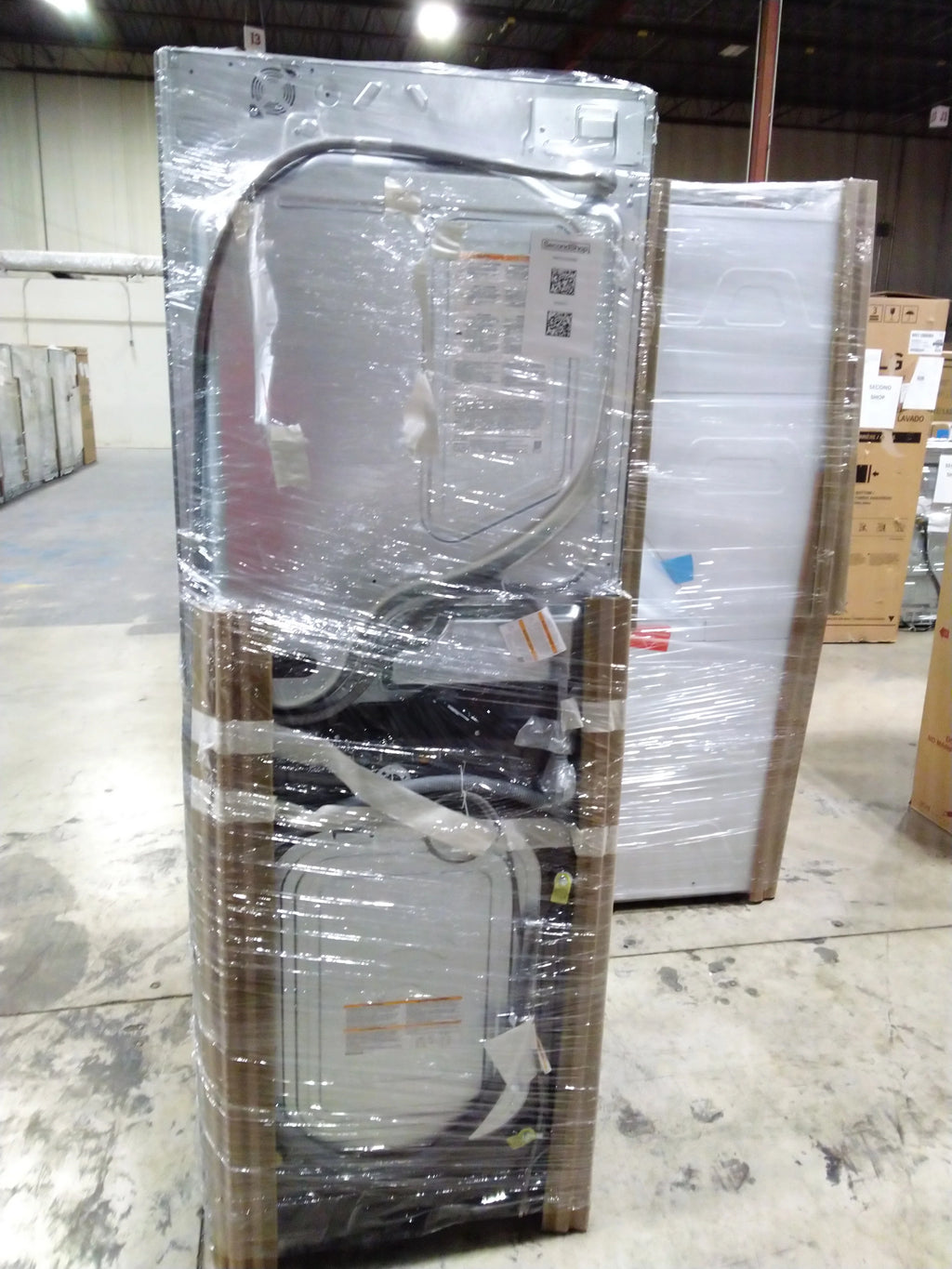 Front Load 5.2 cu. ft. Washer and 7.2 cu. ft. Heat Pump Ventless Dryer G26619
