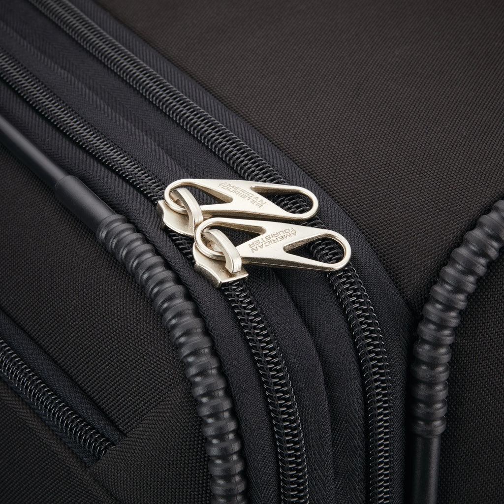 3-Piece Softside Spinner Luggage Set T6890