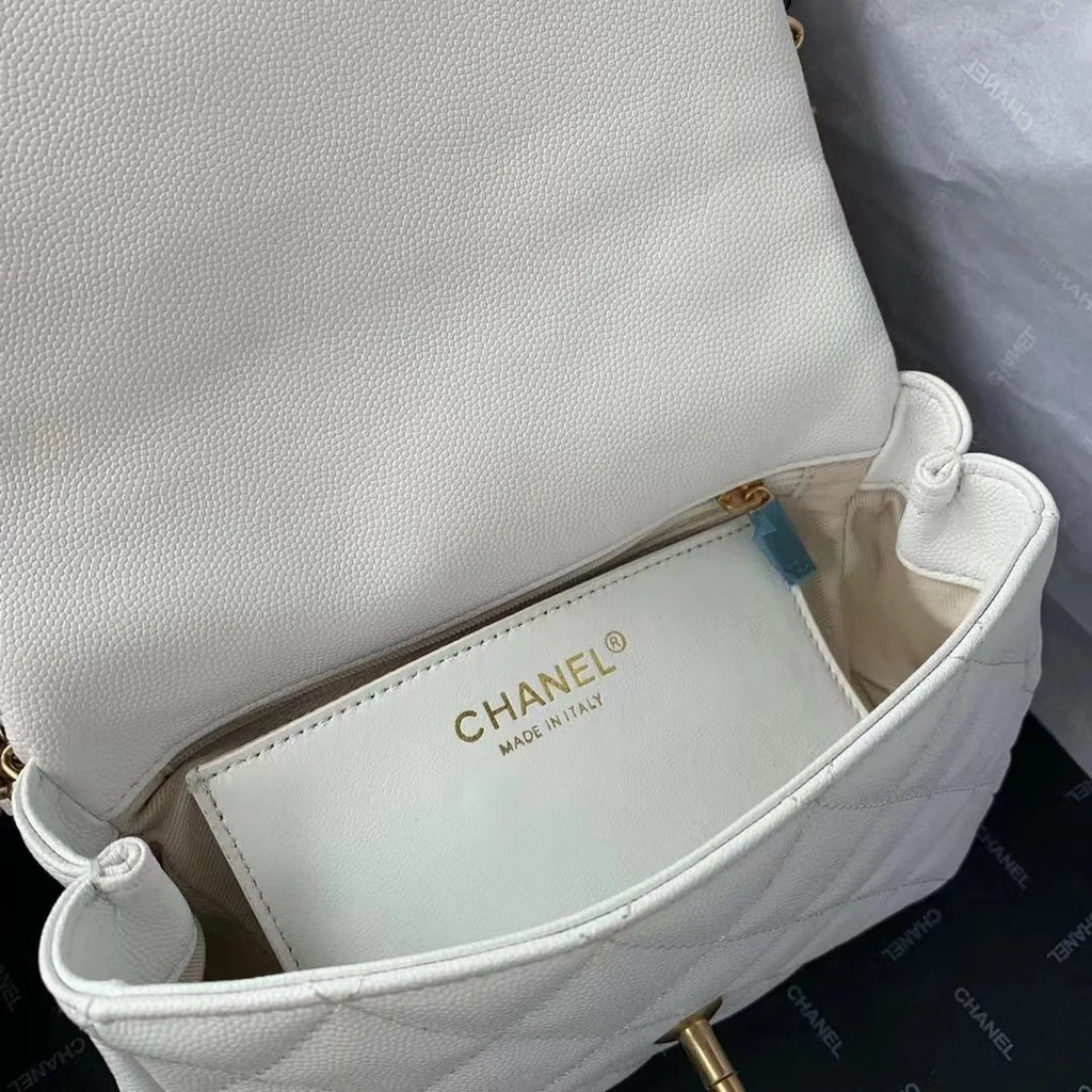 White Chain Flapbag F678