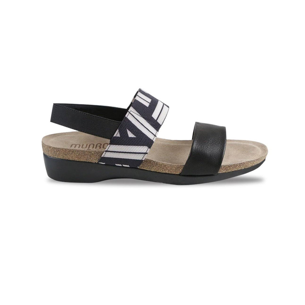 Black/White 7.5 WW Shoes V193
