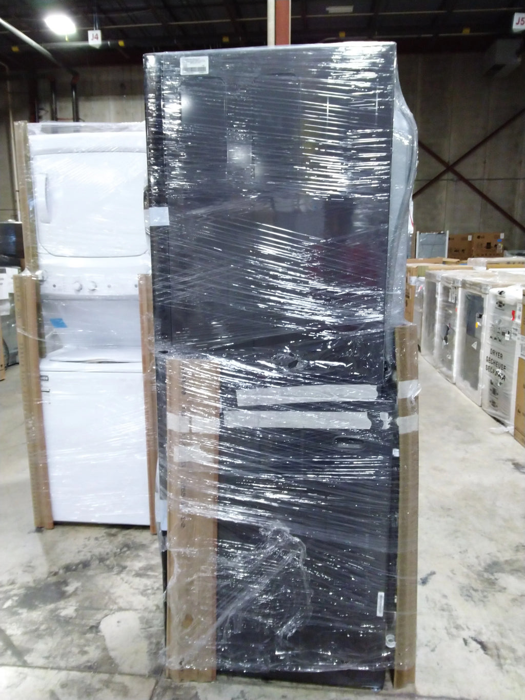 Front Load 5.2 cu. ft. Washer and 7.2 cu. ft. Heat Pump Ventless Dryer G26619