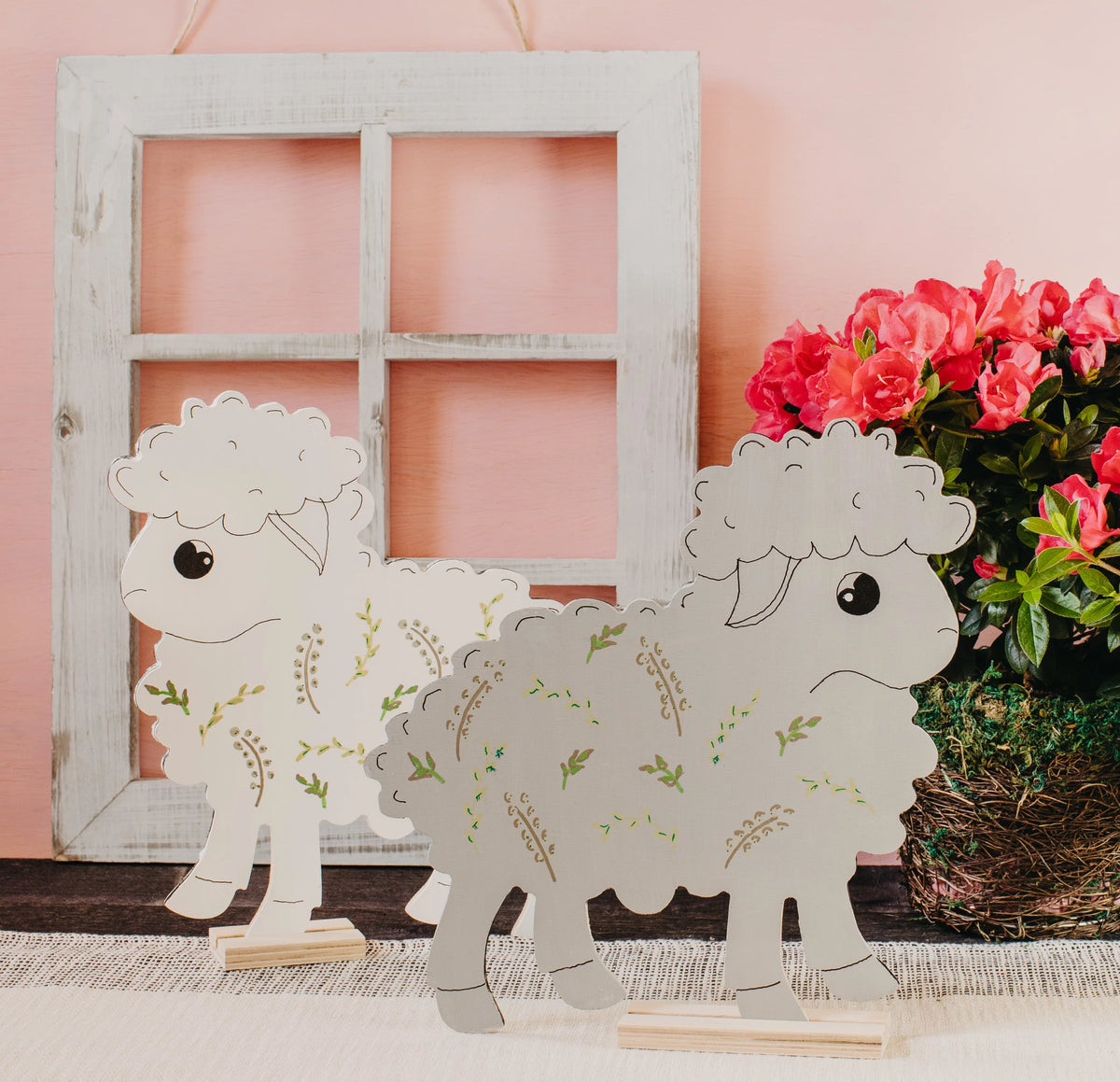 Large Unfinished Wood Lamb Cutouts 16 inch x 15 inch Pack of 25 R27891